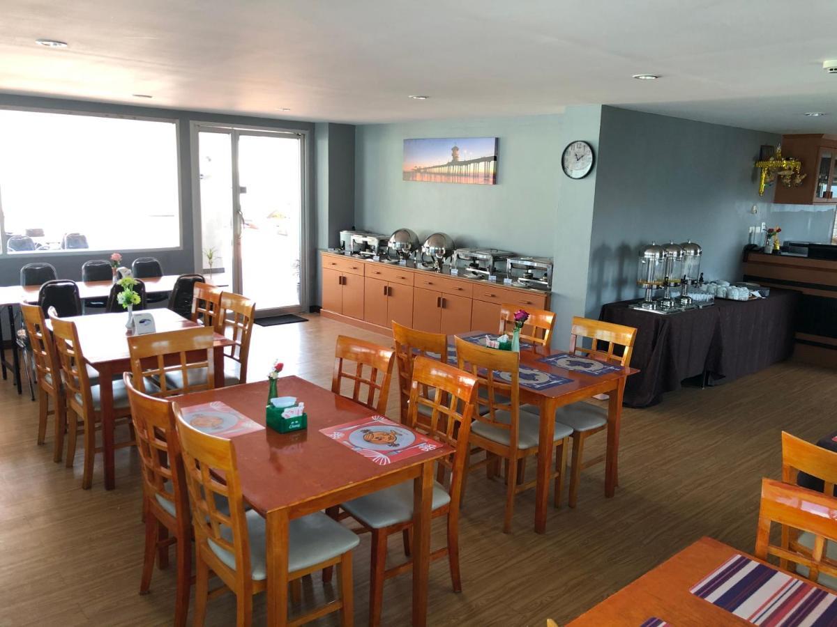Journeyhub Pattaya Central 외부 사진